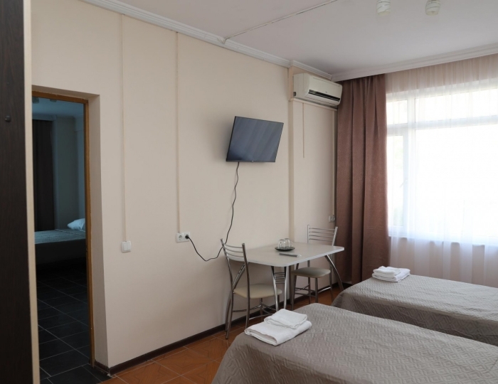 Номер люкс семейный - Отель «Ясемин» Сухум